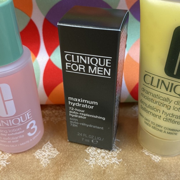 NIP! 6-Piece Travel Clinique Facial Care Set (Including Men’s!) - Picture 5 of 7